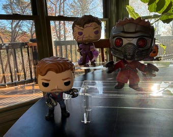 Archivos de corte para elevadores Funko Pop: alturas de 2 y 3 pulgadas.