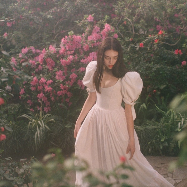 Suknia ślubna księżniczki, sukienka z bajki, sukienka z bufiastymi rękawami