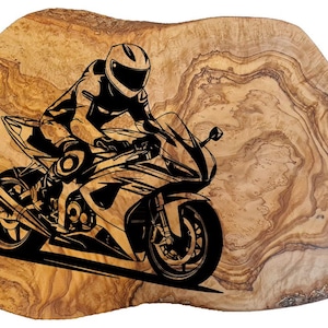 Personalisiertes Brett Brettchen Born to ride Hobby Motorrad Motorradfahrer Geburtstag Geschenk Olivenholz Frühstücksbrett Bike