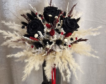 Bouquet de mariée « Black Magic » bouquet de fleurs séchées gothique noir rouge crème roses éternelles bouquet d’herbe de pampa fleurs séchées mariage