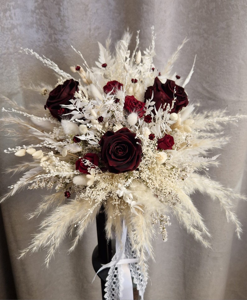 Strauß Brautstrauß Infinity Rosen Bordeaux Bohostrauß Pampasgras Trockenblumenstrauß Boho Trockenblumen Standesamt Hochzeit Bild 1