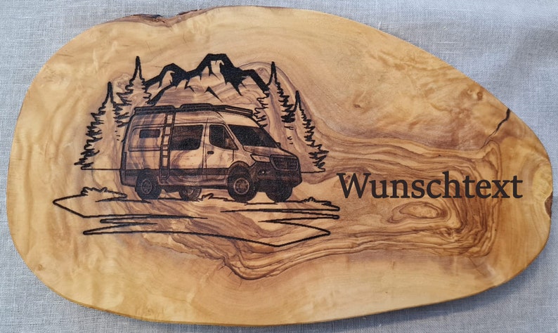 Olivenholz Jumper Auto Camping Schild Frühstücksbrett personalisiertes Brettchen Camper Wohnmobil Schneidebrett Geschenk Olivenholzbrett Bild 1