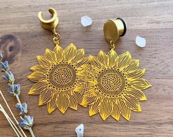 8g - 1 3/16 (30mm) Large Gold Sunflower Lightweight Drop Dangle Saddle Earrings Gauges/Earplugs Hider Plugs