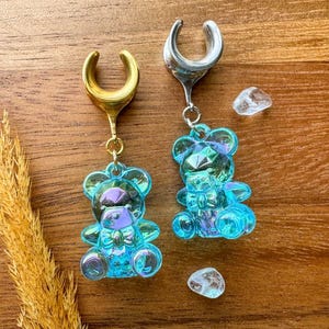 2g (6mm) - 1 3/16 (30mm) Iridescent Blue Gummy Bears Drop Dangle Earrings Gauges/Earplugs Plugs