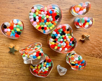 0g - 1' (25mm) 'Rainbow Sprinkle' Clear Acrylic Heart Double Flare Plugs Gauges