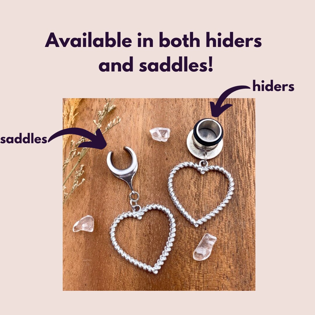 6g (4 mm) - 1 3/16 (30 mm) シルバートーン亜鉛合金ロープハート