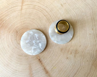 4g-3/4&#39; (19mm) White Marble Tortoiseshell Lightweight Stud Earrings Gauges/Earplugs Hider Plugs