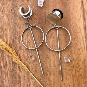 6g (4mm) - 1 3/16 (30mm) Silver Hoop w/Bar Lightweight Drop Dangle Earrings Gauges/Earplugs Saddles Hider Plugs