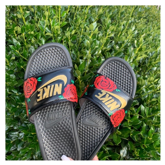 red rose nike slides