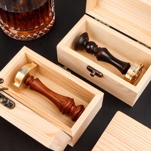 Timbro per ghiaccio personalizzato, timbro per cubetti di ghiaccio personalizzato, timbro per ghiaccio aziendale, timbro per ghiaccio, timbro per whisky per bar, vaschetta per cubetti di ghiaccio, piatto per ghiaccio personalizzato