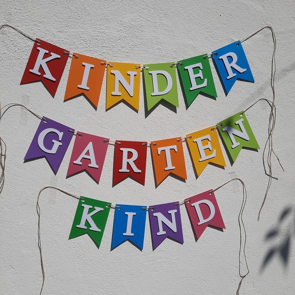 Supercoole Girlande zum Kindergarten Start Kindergartenkind knallig bunte Farben