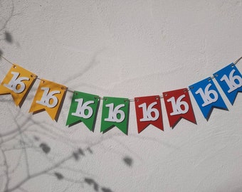 Sweet Sixteen! Endlich 16! Super schöne Girlande zum 16. Geburtstag.