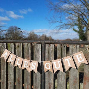 Elegant All the best garland in beige and white. Personalized on request. Great decoration for many occasions! #Congratulations #Anniversary #Retirement