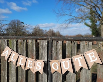 Girlande " Alles Gute " in beige und weiß. Auf Wunsch personalisiert mit Wunschnamen.