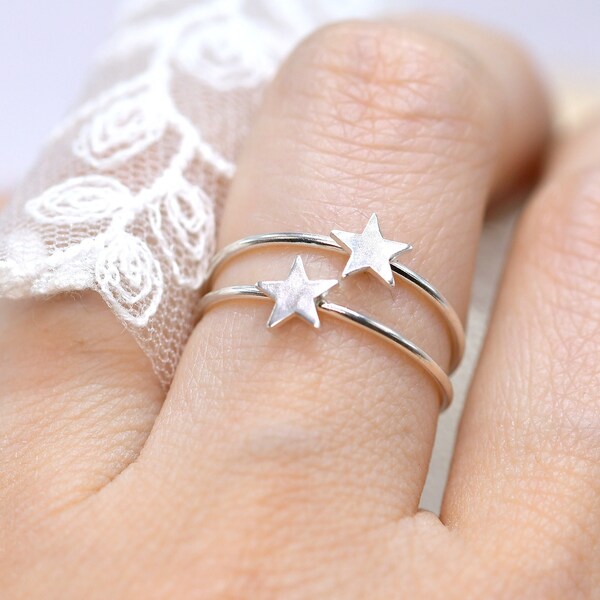 Sterling Silver Star Ring- Minimalistic Star Ring- Stackable Rings- Dainty Star Ring- Silver Stacking Rings