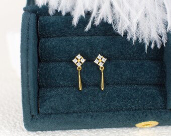Minimalist silver earrings - CZ Diamond Stud Earrings- Gold Earrings- Cartilage  earrings -925 Silver Stud - Dainty  Drop Earrings- Gift