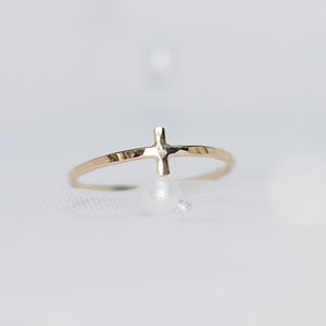 Cross Ring / Gold Cross Ring / Stacking 14K Gold Filled Ring / Gold or Sterling Sliver / Stackable Ring / Dainty Cross Ring Gift Thumb Ring