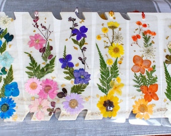 book mark- pressed flower bookmarks - Natural Pressed Wildflower Bookmark-  bookmark for women - tassel bookmark - bookmark - Christmas Gift