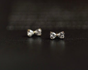 Solid .925 Sterling Silver Polished Bow Post Earrings 6x9mm Solid .925 Sterling Silver Polished Bow Post Earrings 6x9mm