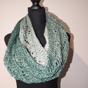 Green Infinity Scarf