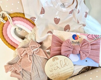 Coffret de bienvenue dans le monde, Cadeau pour nouveau-né, Cadeau pour bébé fille, Panier bébé, Ensemble nouveau-né, Coffret pour nouveau-né, Cadeau de baby shower, Coffret de luxe