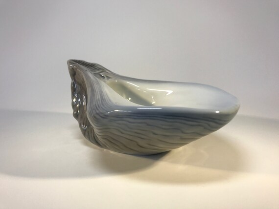 Royal Copenhagen Denmark Art Deco 1923 Oyster Shell Porcelain Pipe Rest #Y553