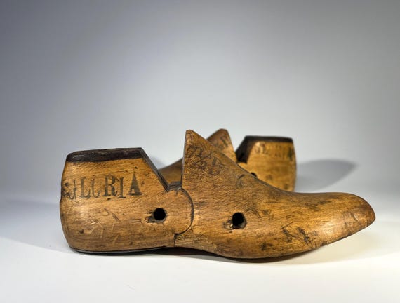 Charming Pair Of English Wooden Child's Shoe Lasts, Size 7.5,  England, 1950's