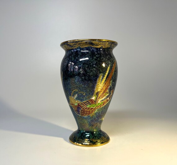 Fine Wedgwood Ordinary Lustre Exotic Gilded Birds Baluster Vase #Z5986