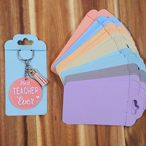 Keyring holder card, keyring packaging, keyring tag, keyring display card