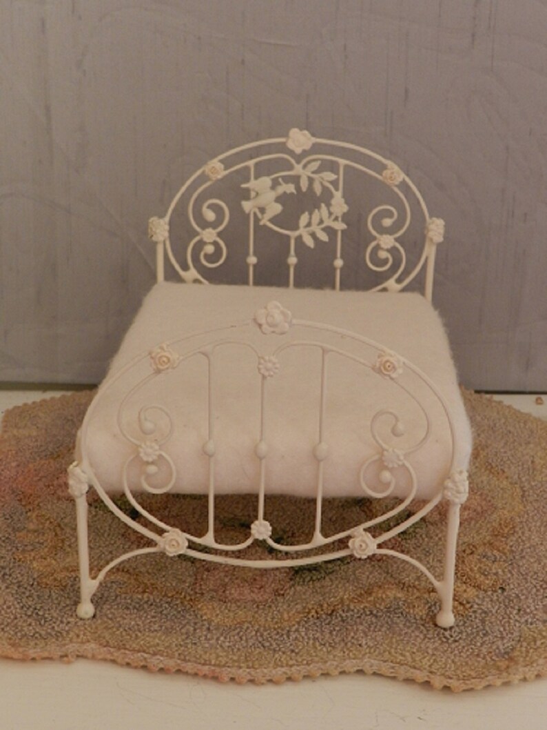 Dollhouse Miniature Bed Brass Iron Look 112 Scale Artisan Etsy