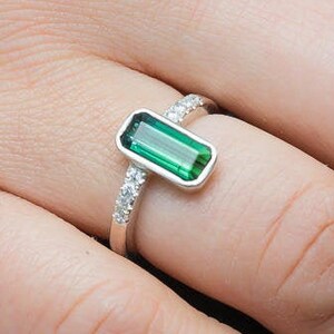 Tourmaline Gemstone Ring / Green Tourmaline Octagon Silver Ring / 925 Sterling Silver Ring / Top Quality Tourmaline Gemstone / Best Gift