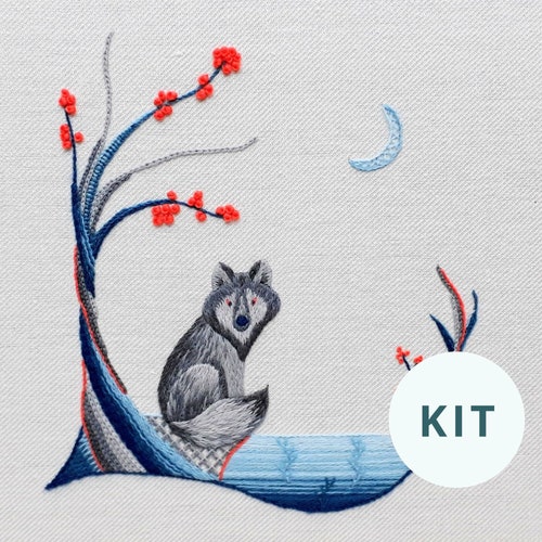 Wolf Crewelwork Embroidery Kit Wolf Silk Shading Embroidery Etsy