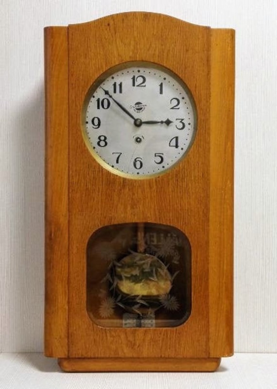 Vintage Pendulum Wall Clock Mechanical Hanging Soviet - Wind Up Pendulum Wall Clocks Vintage Pendulum Wall Clock Mechanical Hanging Soviet - Wind Up Pendulum Wall Clocks