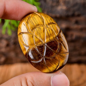 62Cts Tiger Eye Carved Cabochon, Tiger Eye Oval Shape Cabochon Gemstone, Loose Gemstone for Jewelry, Approx 40x27x7mm
