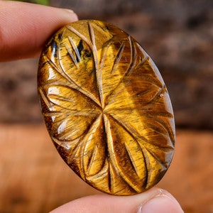 68Cts Tiger Eye Carved Cabochon, Tiger Eye Oval Shape Cabochon Gemstone, Loose Gemstone for Jewelry, Approx 43x29x7mm