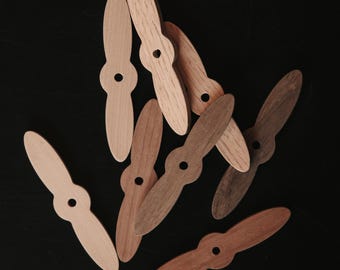 Hélice de juguete de madera