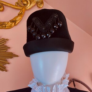 Schiaparelli Hat Vintage - Etsy