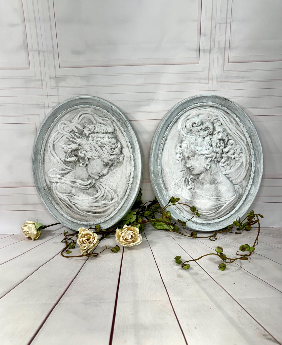 Picture, Wall Décor, Set of 2 Pieces, Oval Wall Decor, White, Gallery