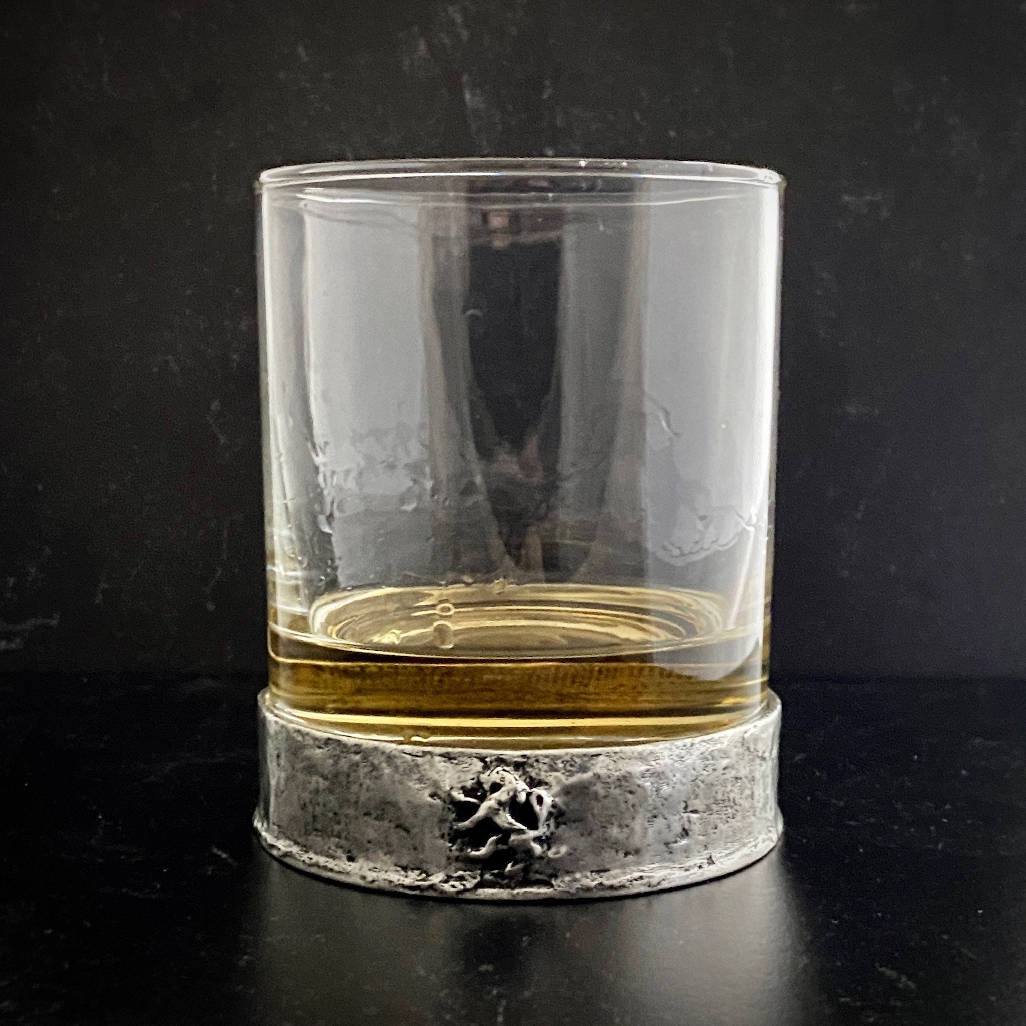 Unique Everest Bourbon Glasses Set of 2 in Fabric-Lined Gift Box -  Mountains Theme - Heavy Freezable…See more Unique Everest Bourbon Glasses  Set of 2