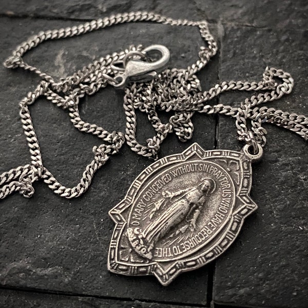 Men's Miraculous Medal featuring a depiction of the Blessed Mother, Steel chain necklace, 20 or 24 inches, ST-009