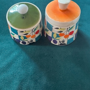 Goebel preserve and kitchen pot.