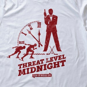 T-shirt unisexe premium graphique personnalisé The Office THREAT LEVEL MIDNIGHT