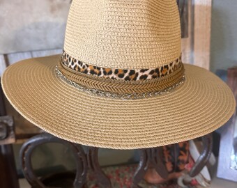 Khaki Leopard Band Straw Woven Sun Hat for Women - Etsy display picture 2