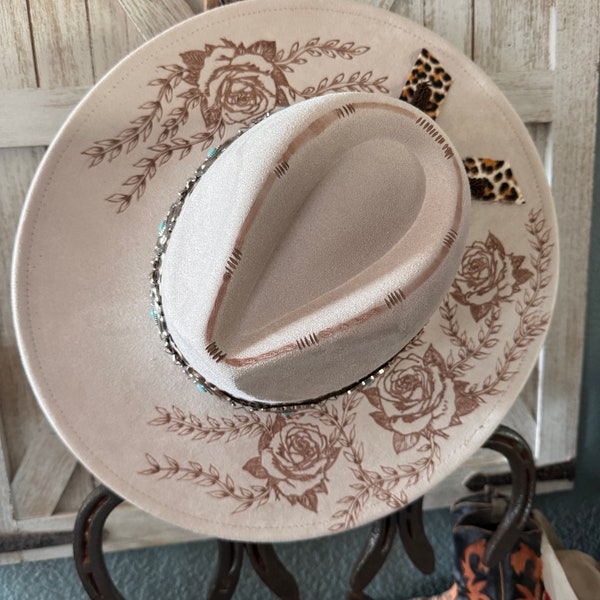 Western Hat**Roses Galore**Cowgirl**Designer**Women**Burned**Rustic**Fast Delivery**Suede**