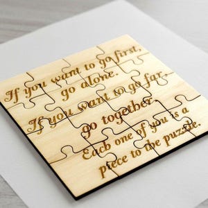 Puzzle en bois personnalisé avec texte