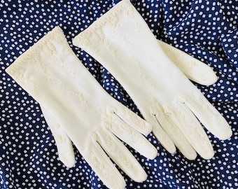 Wedding Gloves Pearl bridal gloves White full-finger short gloves 100% stretch nylon Windproof gloves