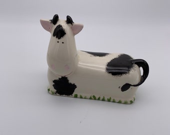 Cow ceramic figurine Cow porcelain Animal figurine Cow sculpture Barnyard shelf decoration White/brown figurine
