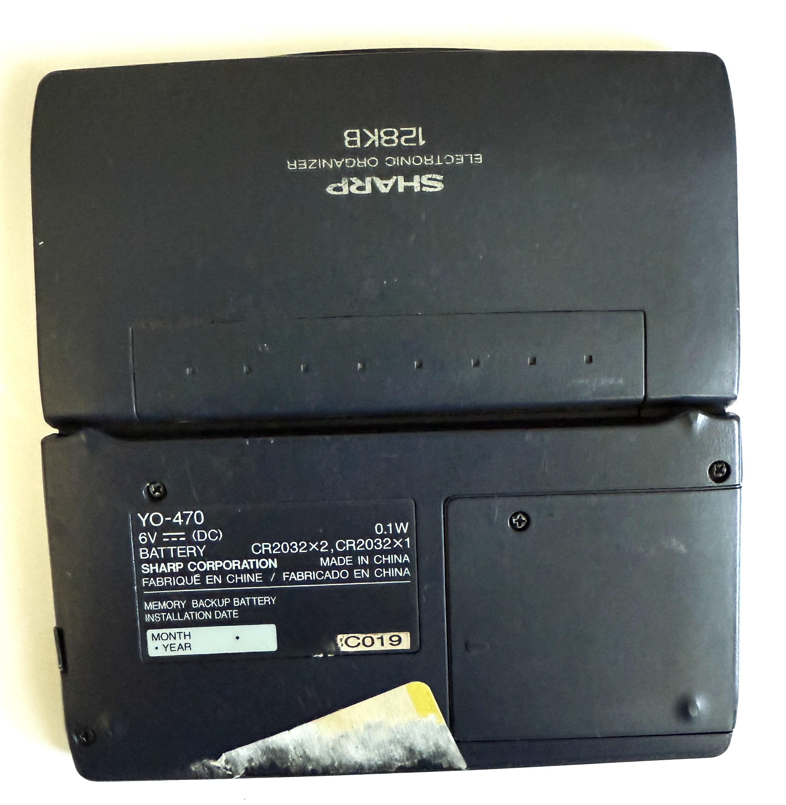 SHARP 128KB Organizer Electronic Hand Held Organizer Vintage Sharp