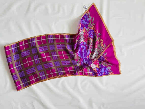 Lot of 4 silk scarves Vintage purple/black/white/… - image 5