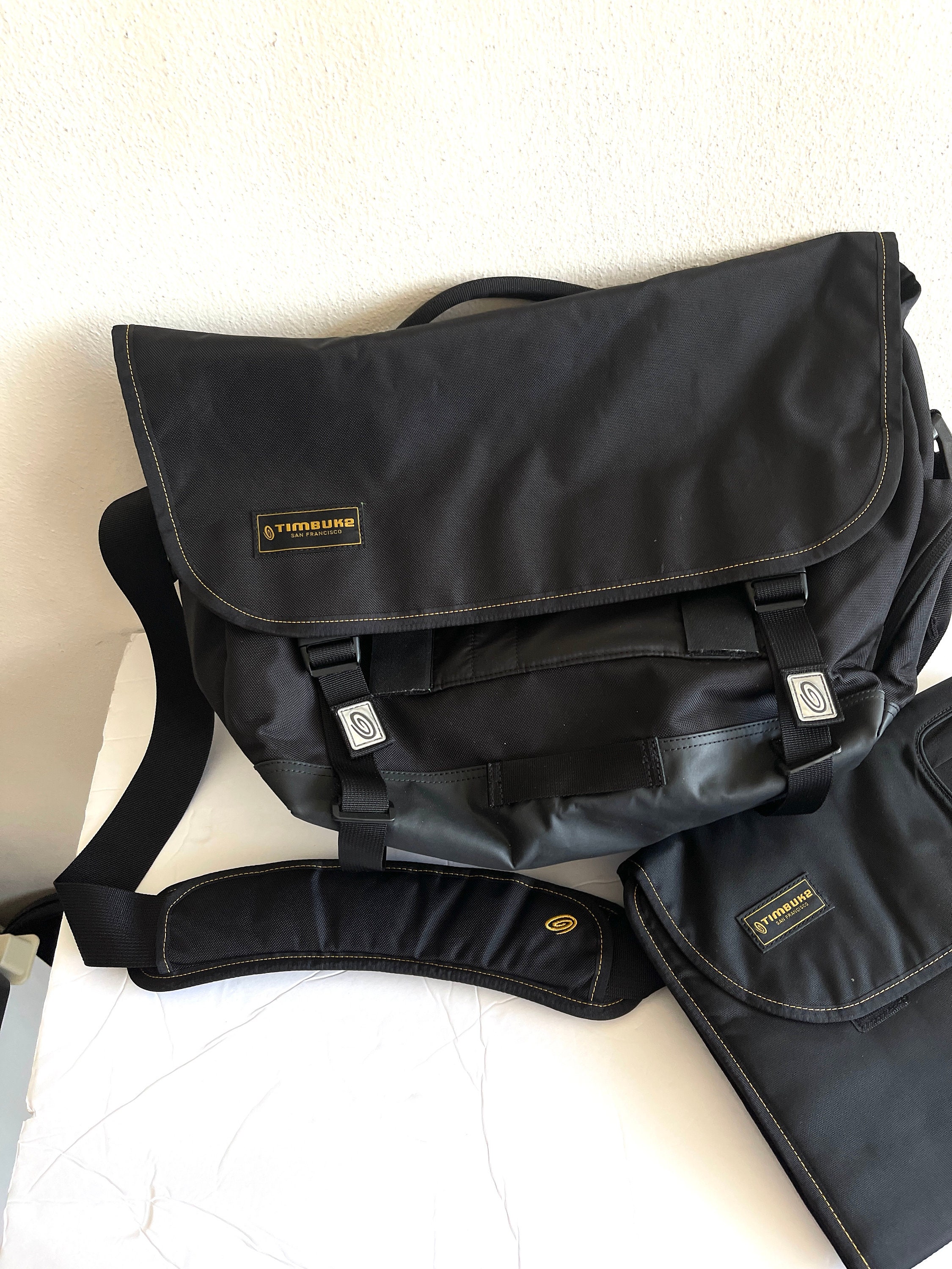 バッグ timbuk2 y2k black canvas faded sling bag timbuk2 y2k black canvas faded sling bag
